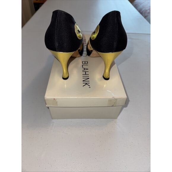 Manolo Blahnik Black/Gold Fabric/leather Pumps Heels Shoes 8.5/9 GORGEOUS! - Picture 3 of 8